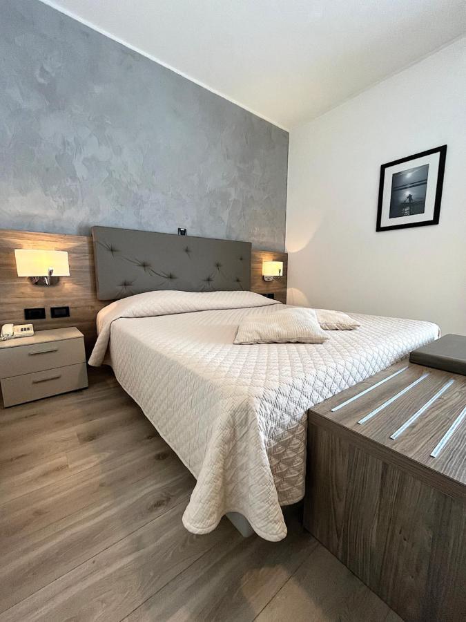 Regina Hotel