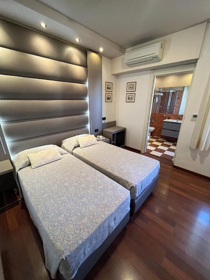 Hotel Regina 3*