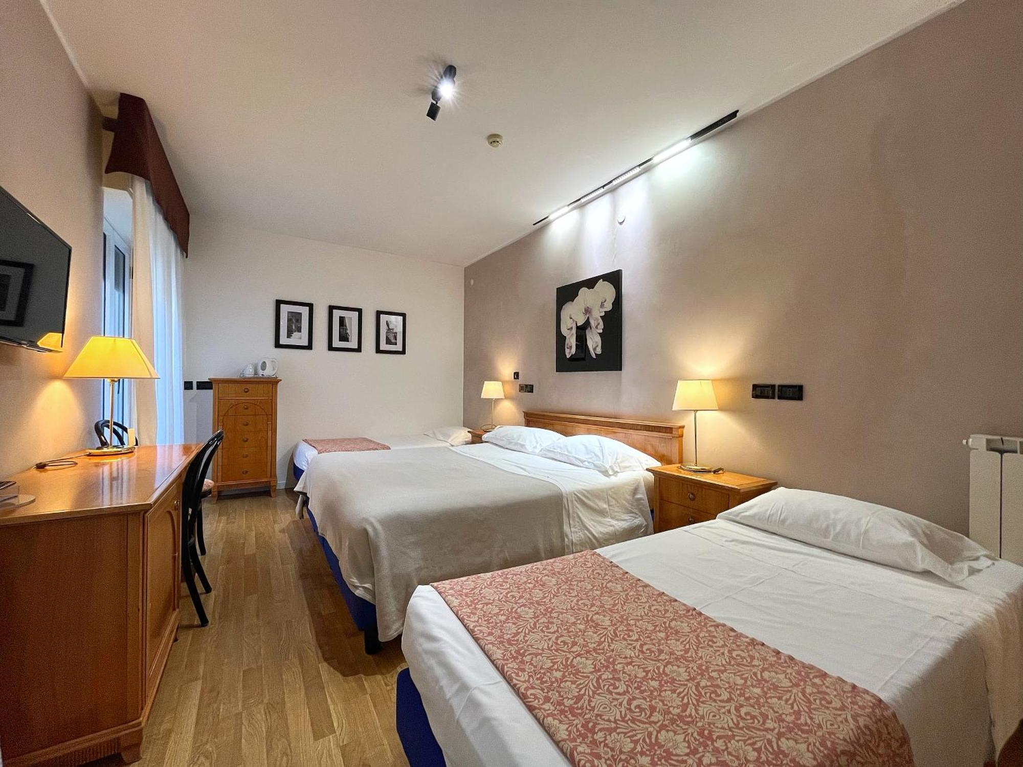 Hotel Regina 3*