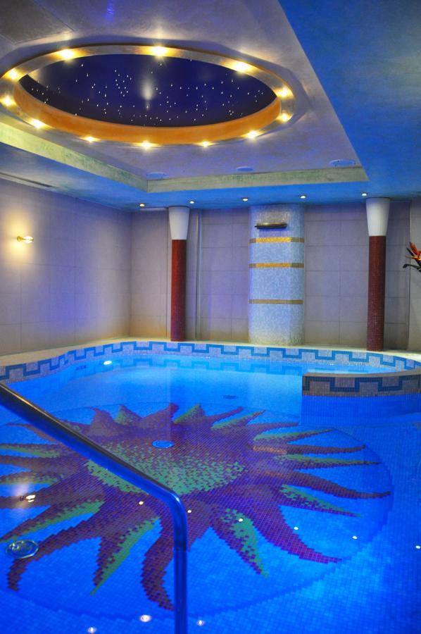Regina Hotel 3*