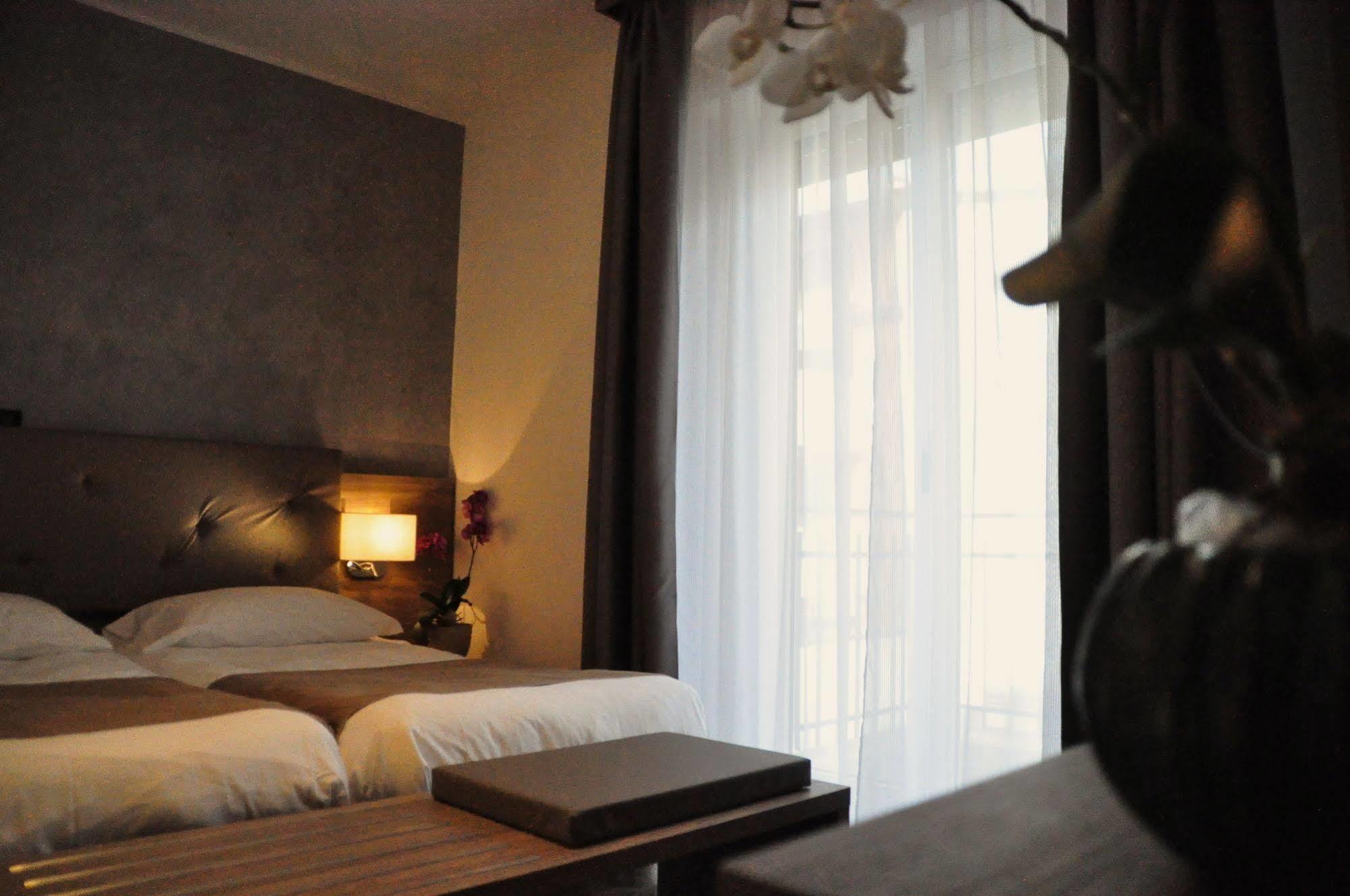 Regina Hotel