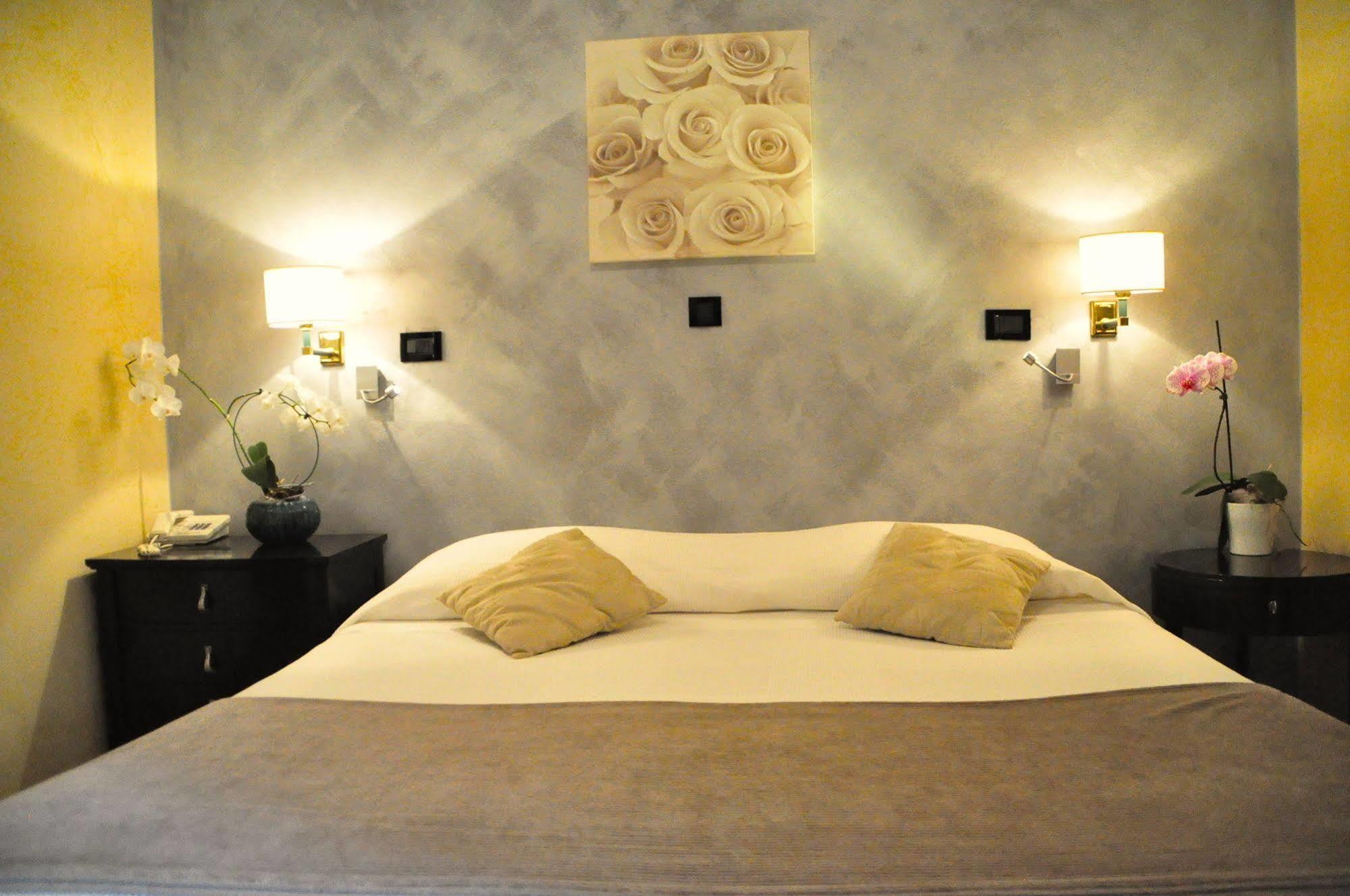 Regina Hotel